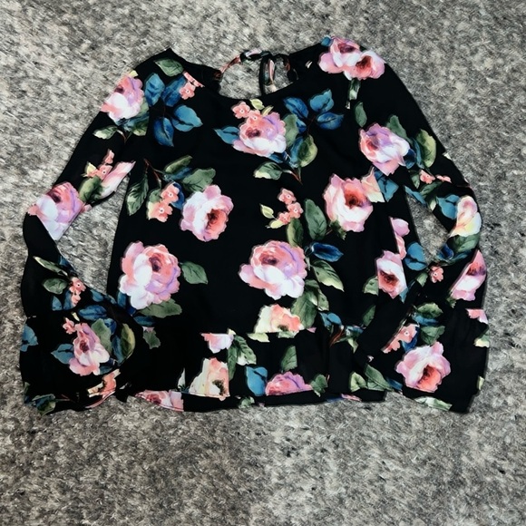 Joyfolie Top - Picture 1 of 1